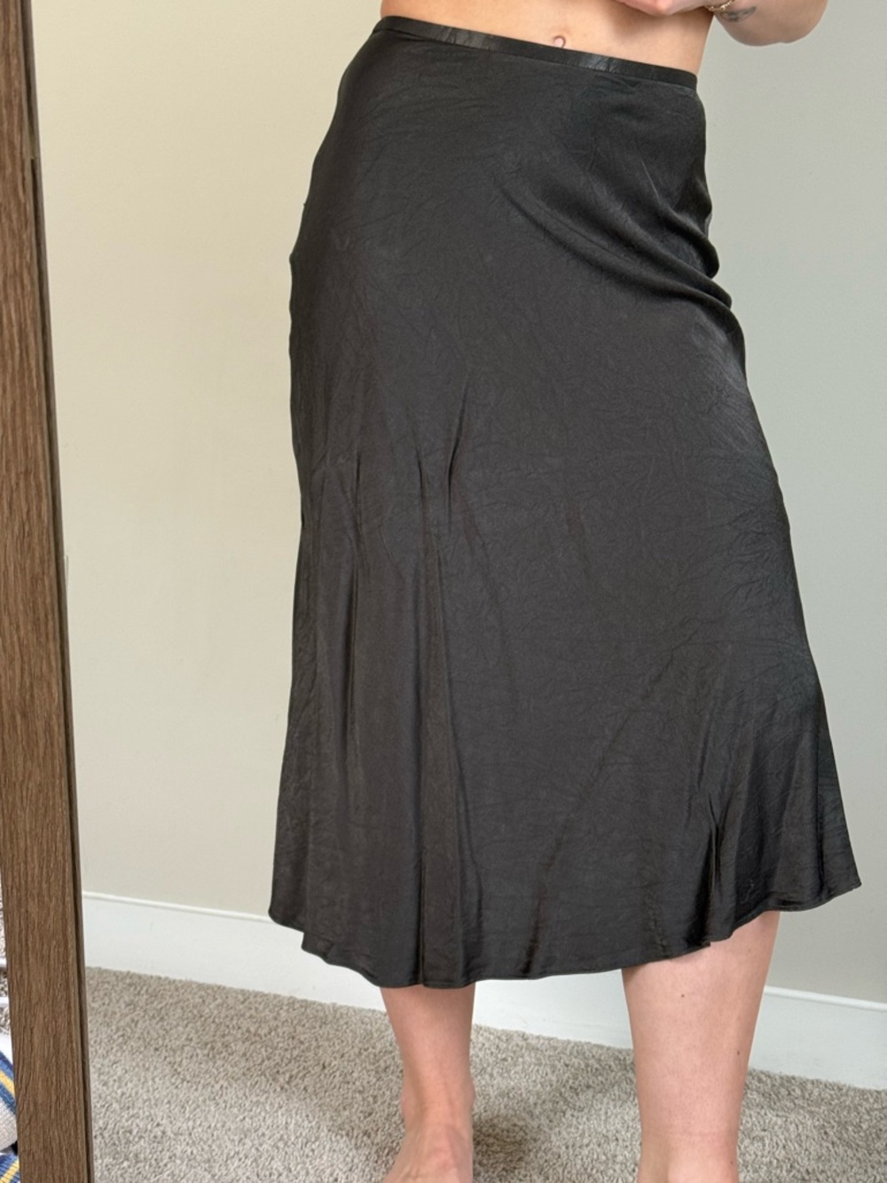 Truth by Republic Satin Midi Skirt in Black Size 2